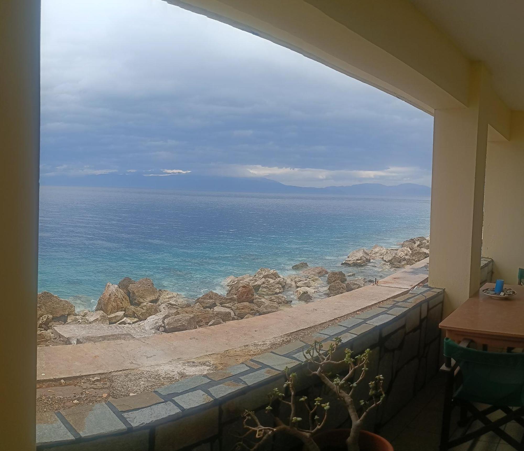 House Next To The Sea Side Apartment Derveni Exterior photo